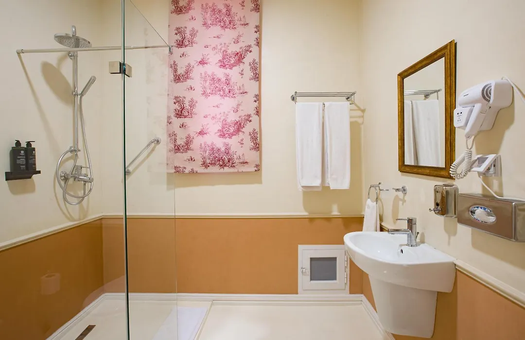Majestic Hotel-1